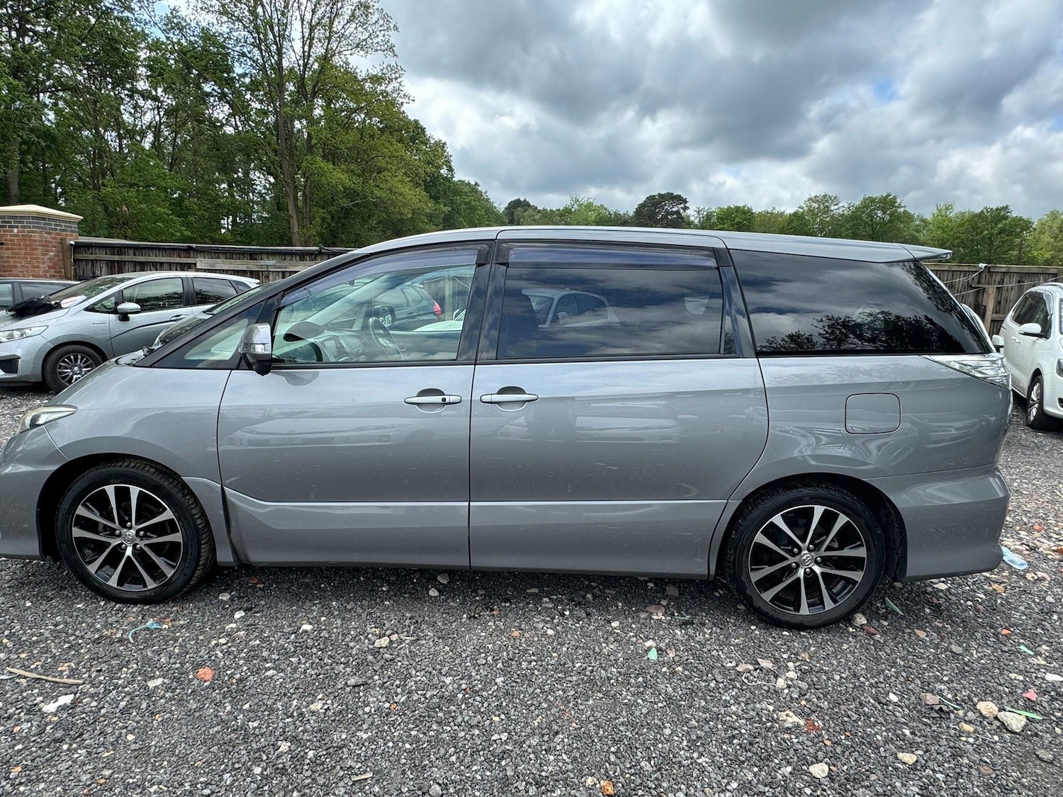 Used Toyota Estima 2023 for sale - 76549709: Photo 8