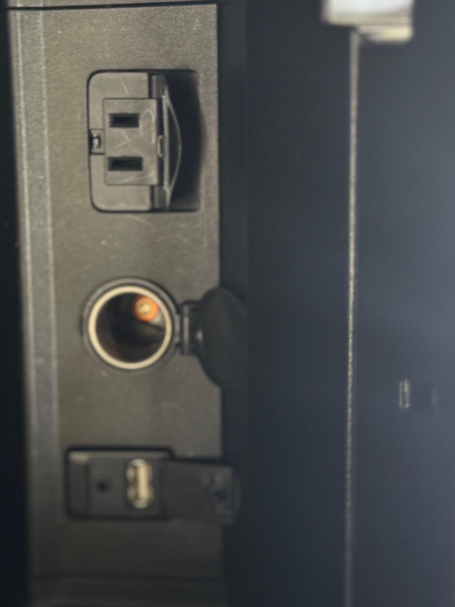 Used Toyota Alphard for sale - 76476692: Photo 24