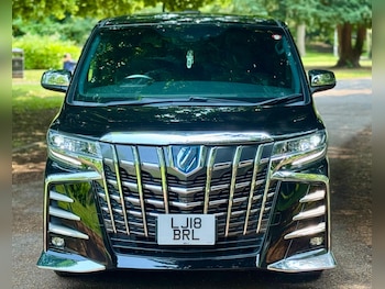 Used Toyota Alphard 2018 for sale - 76476692: Photo