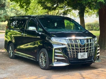 Used Toyota Alphard 2018 for sale - 76476692: Photo