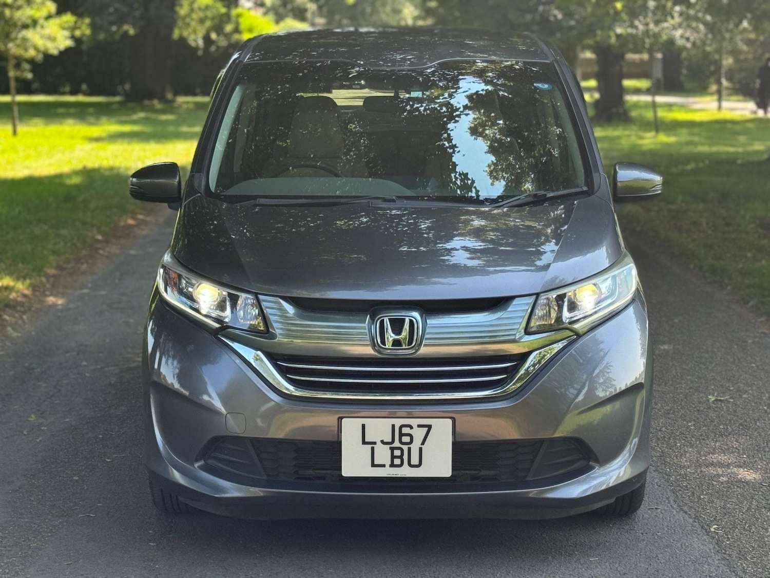 Used Honda Freed for sale - 76802302: Photo 2
