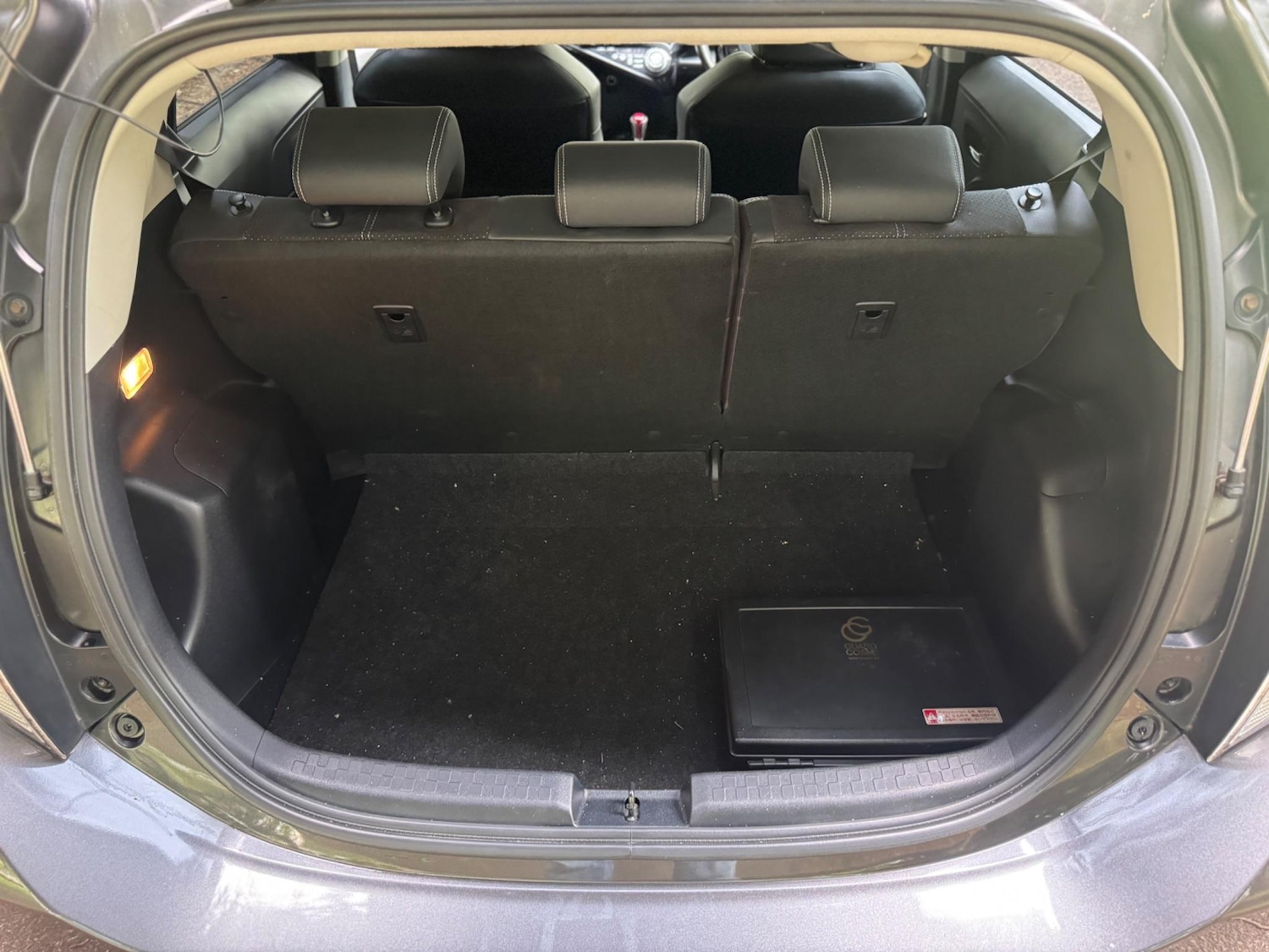 Used Toyota Aqua for sale - 76476684: Photo 14