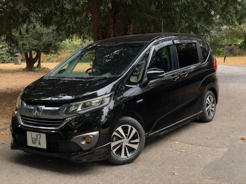 Used Honda Freed 2017 for sale - 79565856: Photo