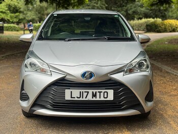 Used Toyota Yaris 2017 for sale - 78548120: Photo