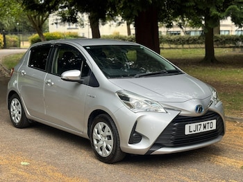 Used Toyota Yaris 2017 for sale - 78548120: Photo