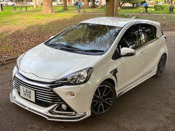 Used Toyota Aqua 2015 for sale - 77769464: Photo