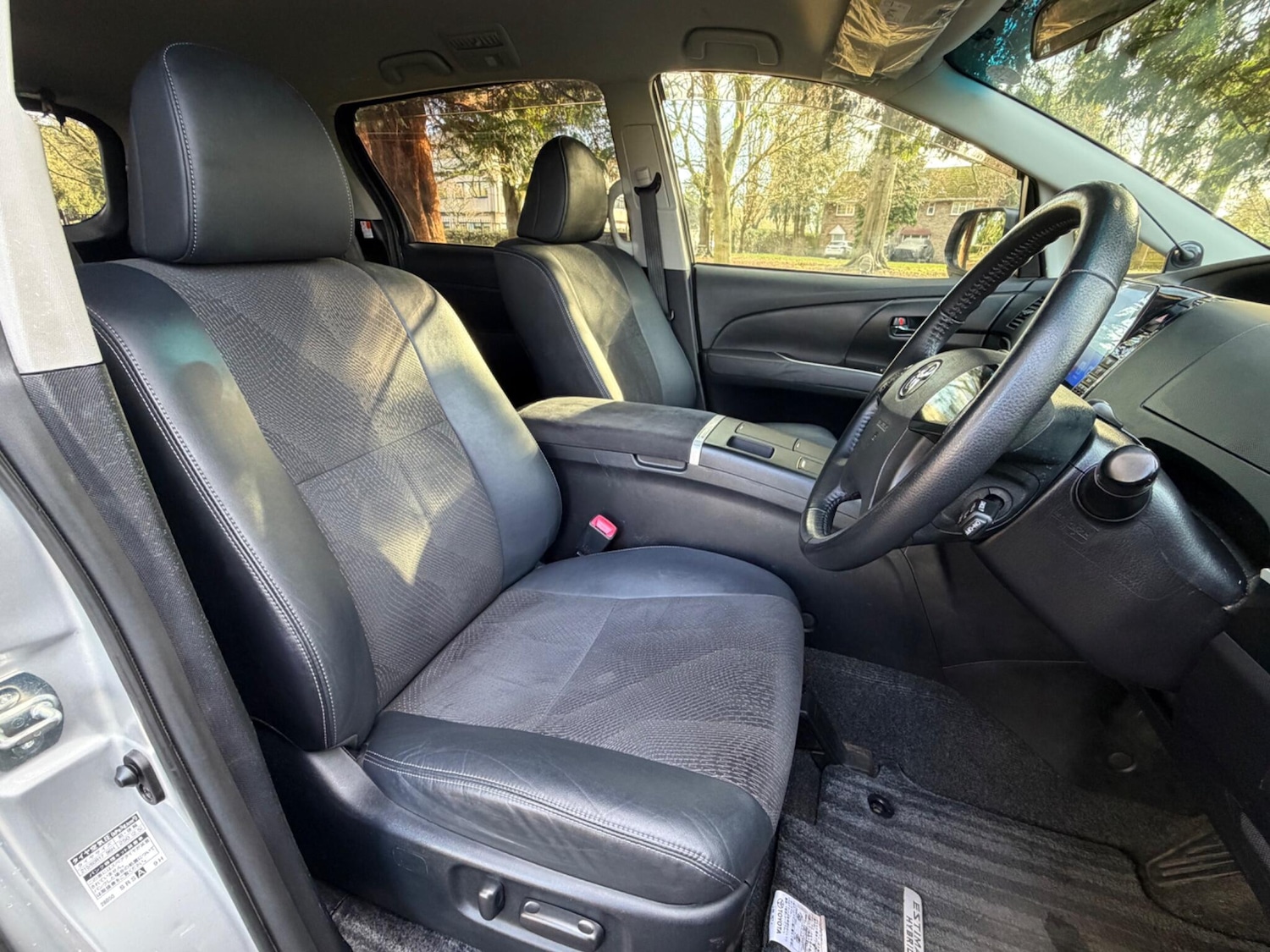 Used Toyota Estima 2025 for sale - 77456006: Photo 10