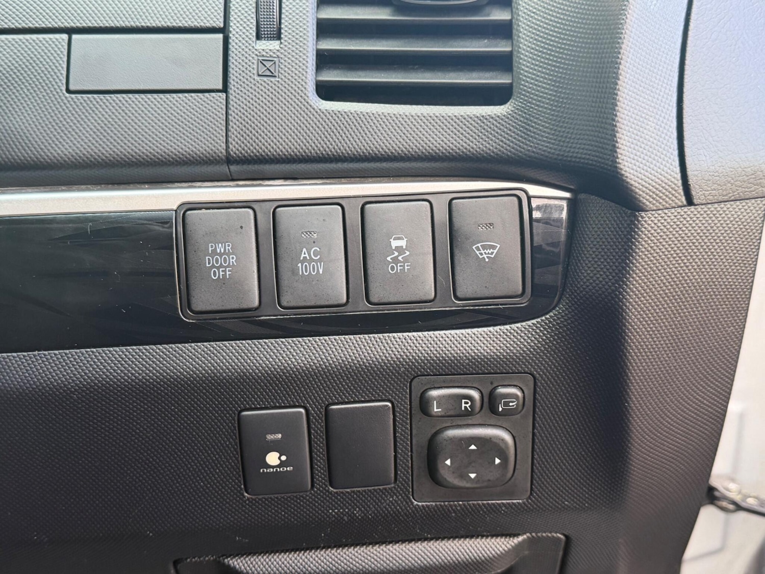 Used Toyota Estima 2025 for sale - 77456006: Photo 13