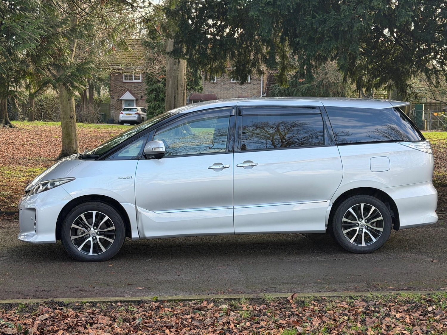 Used Toyota Estima 2025 for sale - 77456006: Photo 6