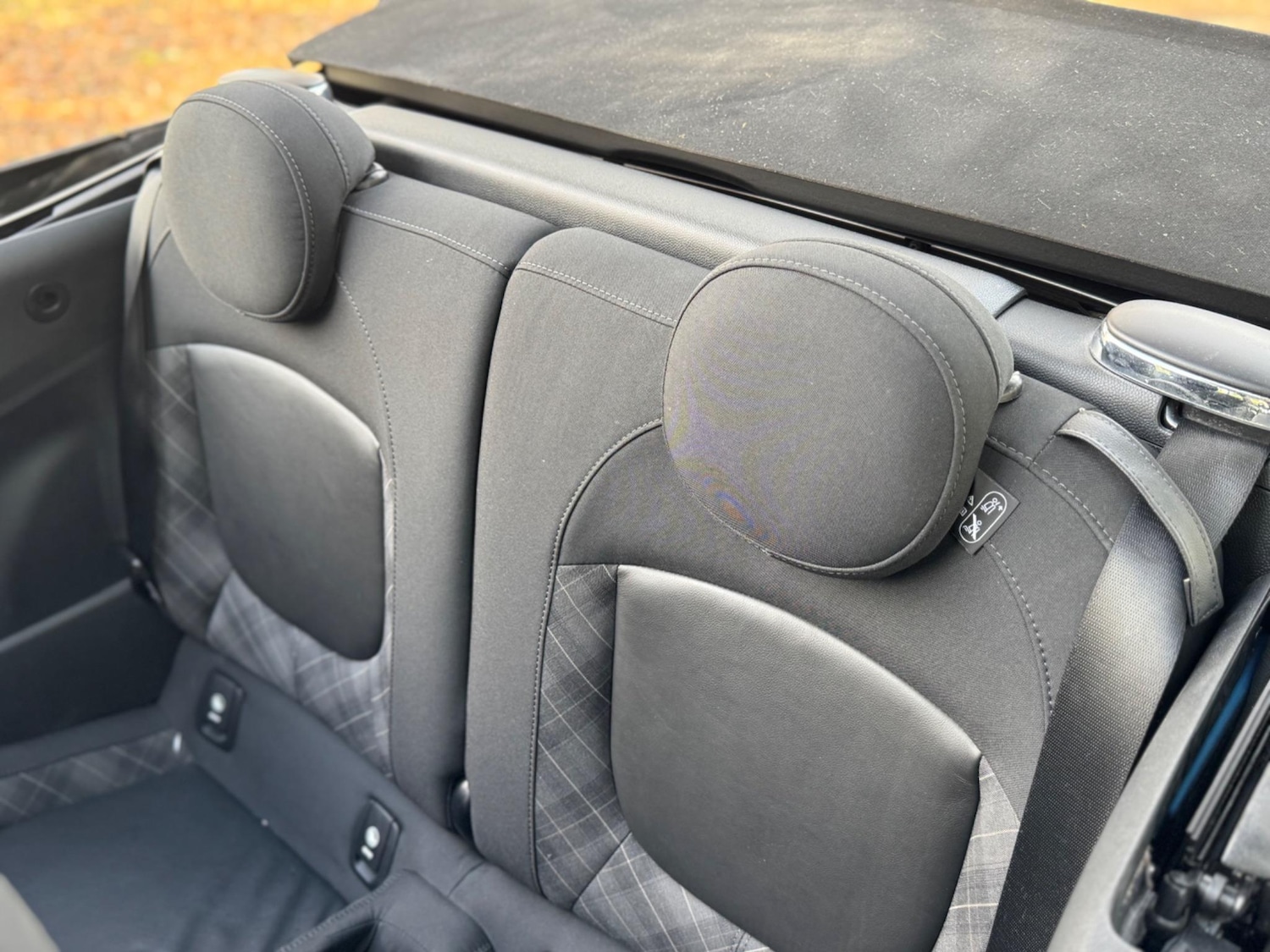 Used MINI Convertible 2019 for sale - 76315062: Photo 15