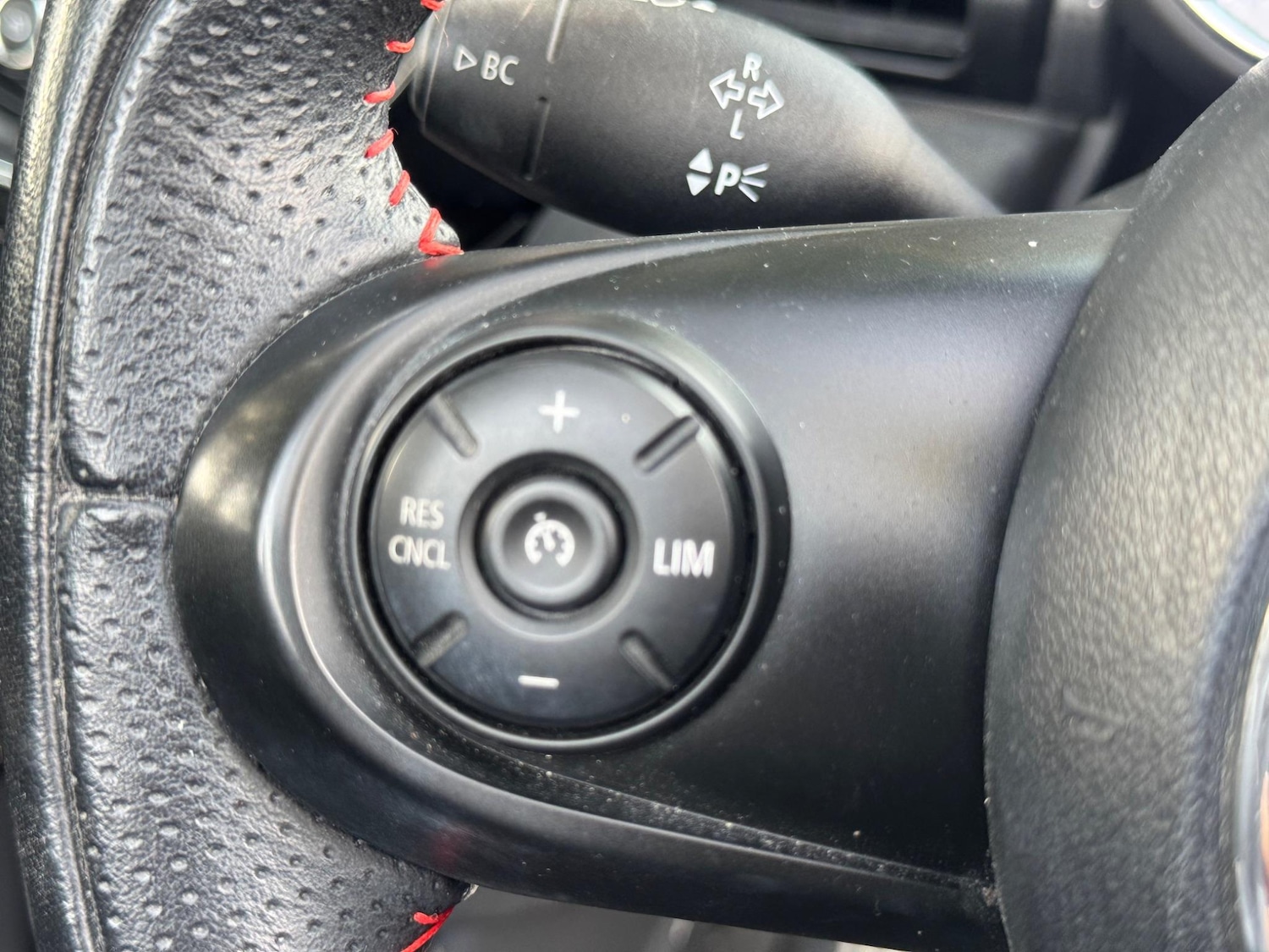 Used MINI Convertible 2019 for sale - 76315062: Photo 18