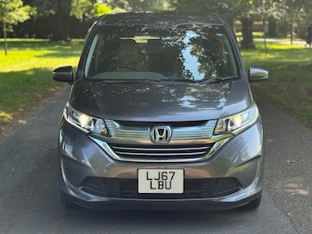 Used Honda Freed 2017 for sale - 77469391: Photo