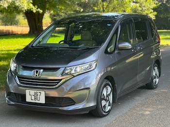 Used Honda Freed 2017 for sale - 77469391: Photo