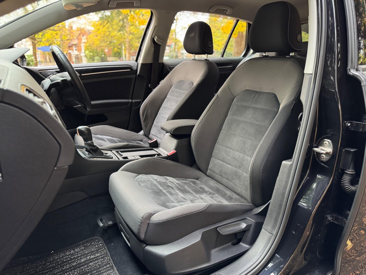 Used Volkswagen Golf for sale - 76511755: Photo 13