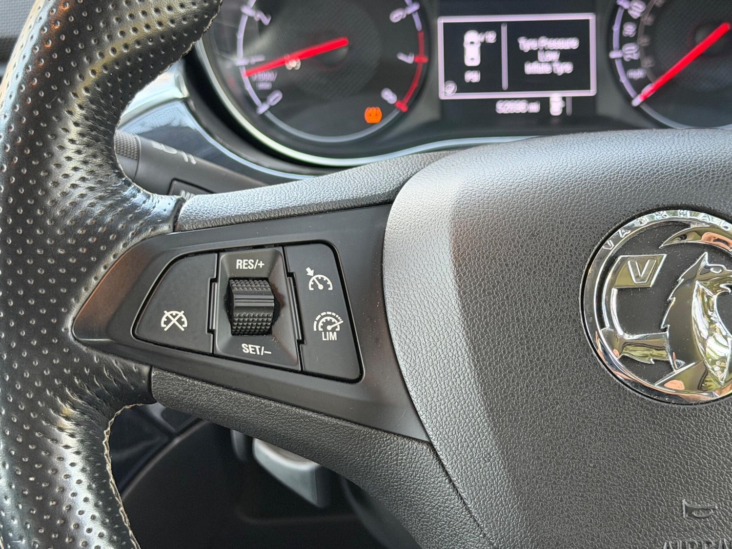 Used Vauxhall Corsa 2016 for sale - 77957891: Photo 12