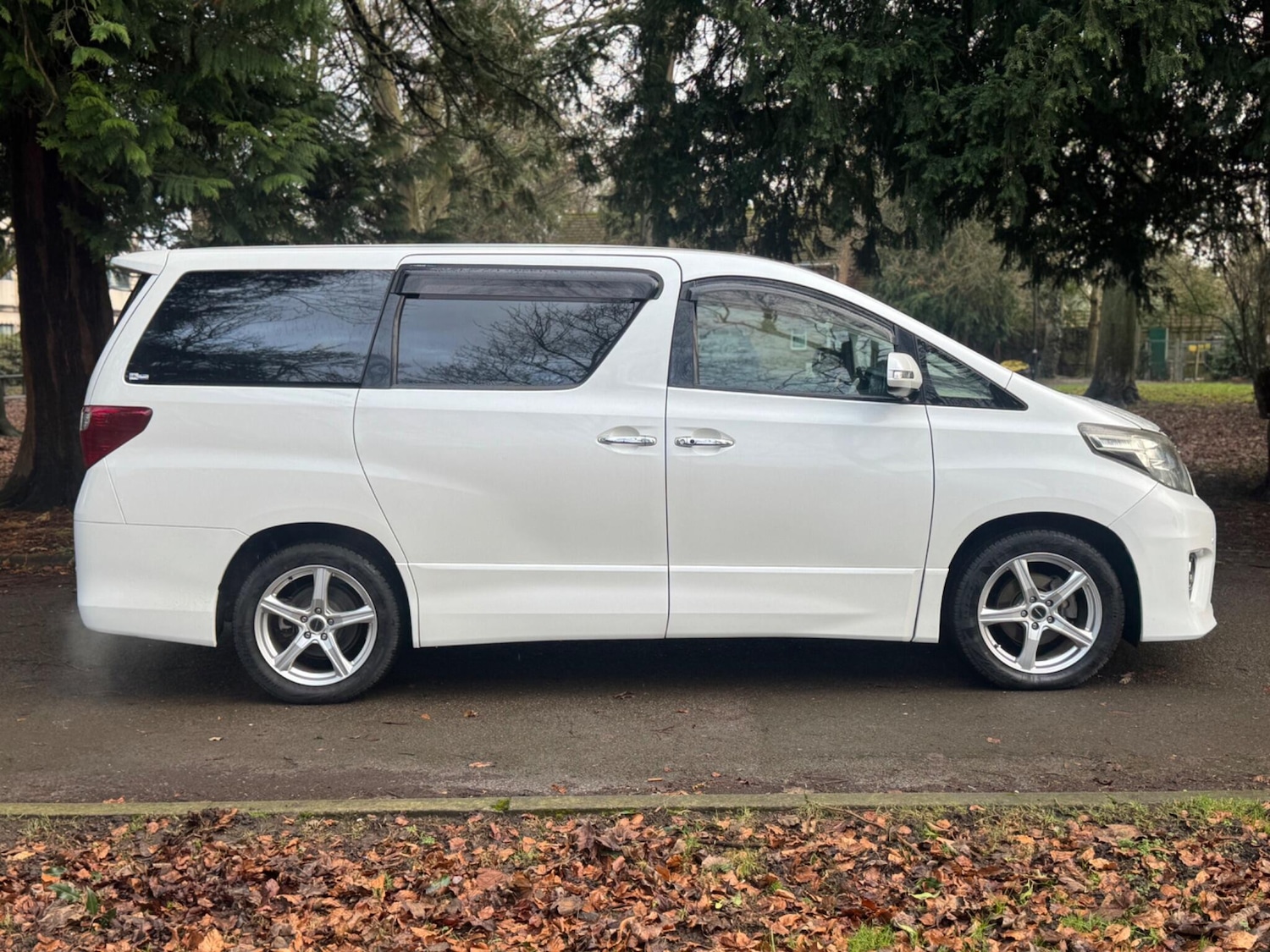 Used Toyota Alphard 2025 for sale - 77291282: Photo 10