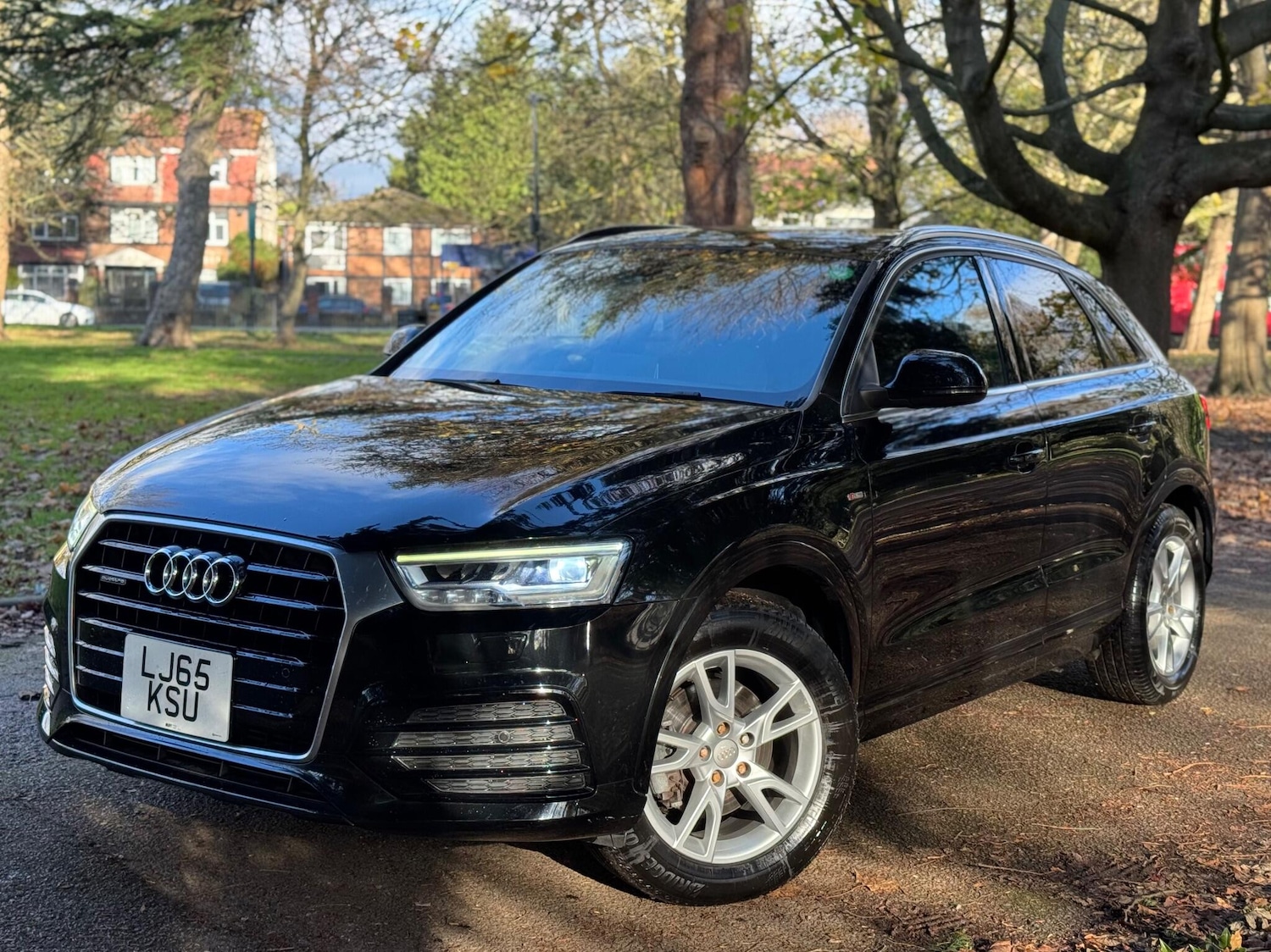 Used Audi Q3 for sale - 76701252: Photo 1