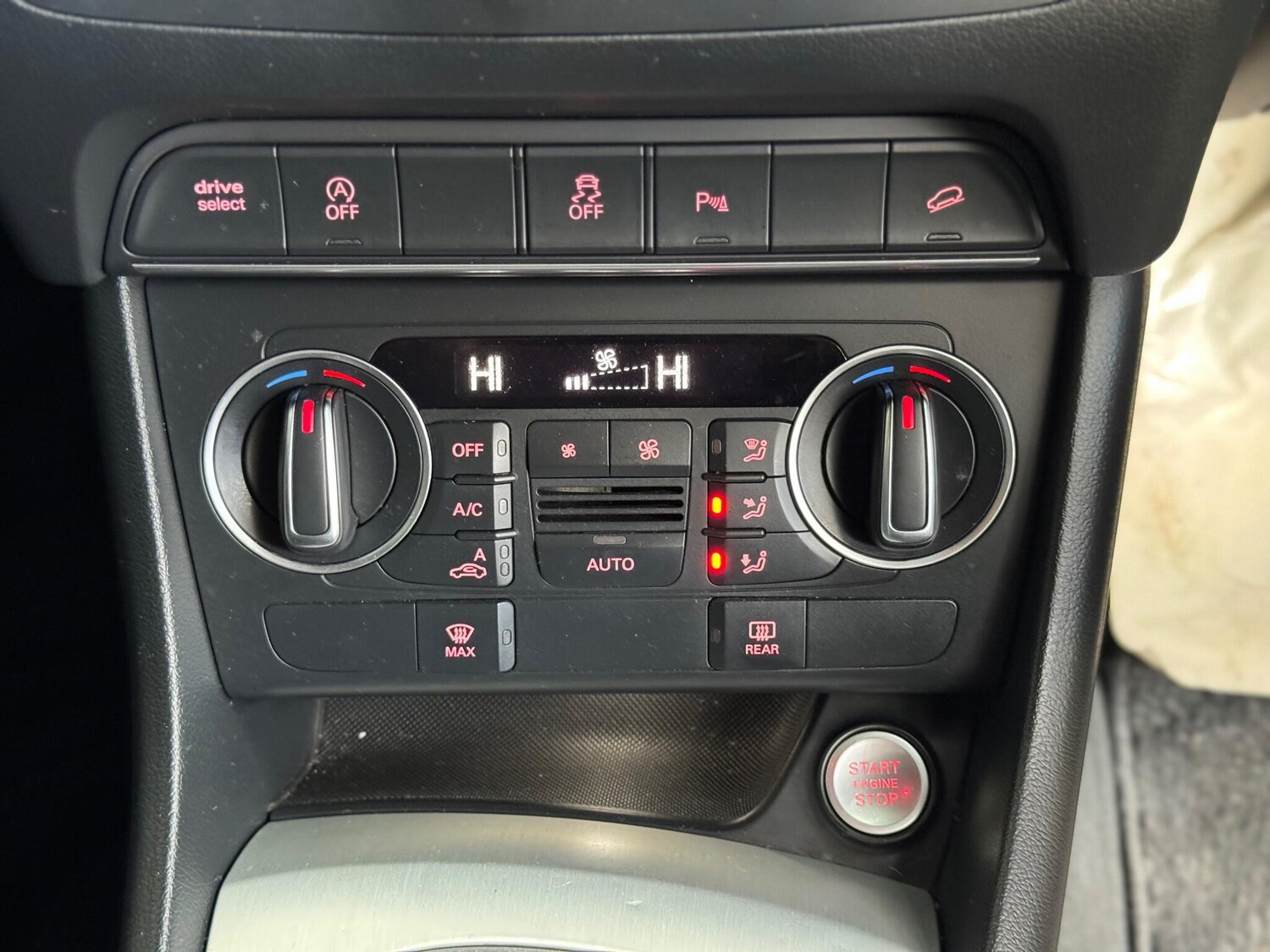 Used Audi Q3 for sale - 76701252: Photo 27