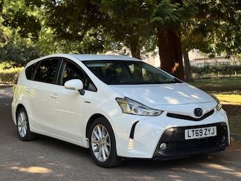 Used Toyota Prius+ 2019 for sale - 75540107: Photo