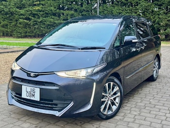 Used Toyota Estima 2017 for sale - 76989510: Photo