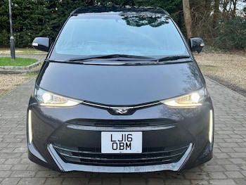 Used Toyota Estima 2017 for sale - 76989510: Photo