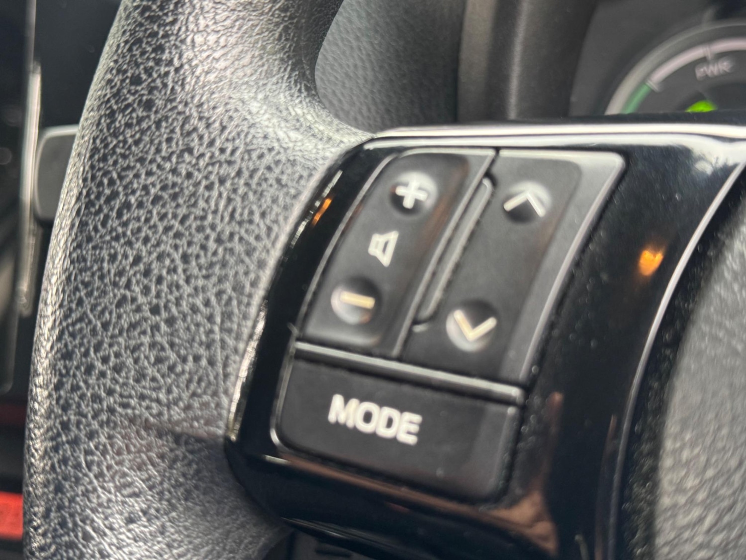 Used Toyota Vitz 2025 for sale - 76270142: Photo 16