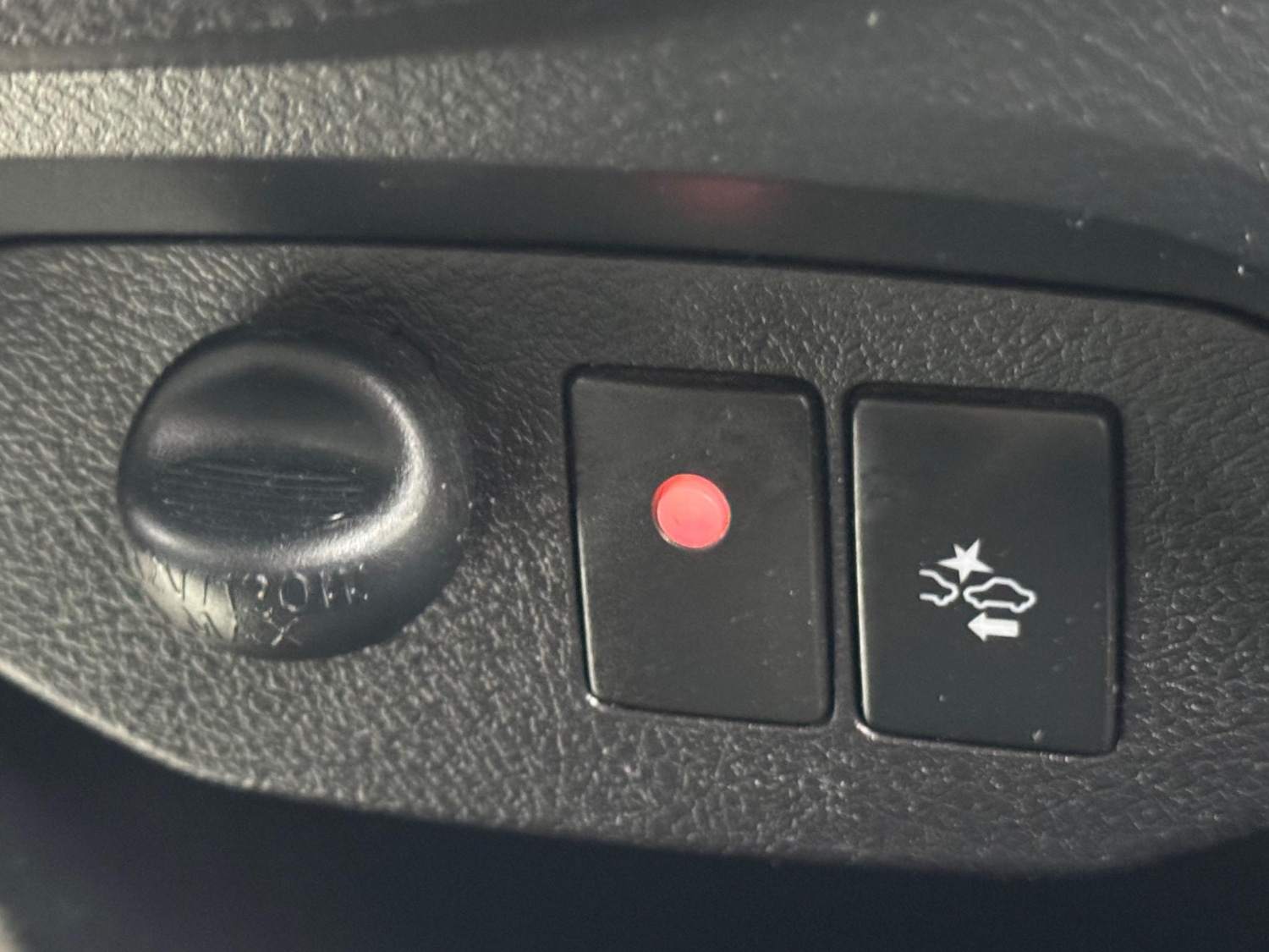 Used Toyota Vitz 2025 for sale - 76270142: Photo 20