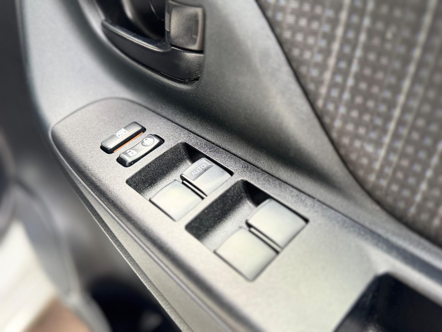 Used Toyota Vitz 2025 for sale - 76270142: Photo 30