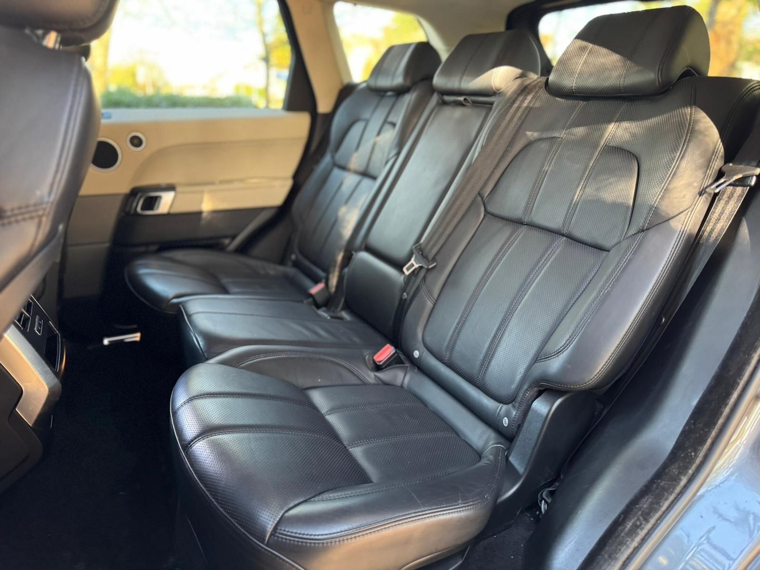 Used Land Rover Range Rover Sport 2017 for sale - 76657319: Photo 14