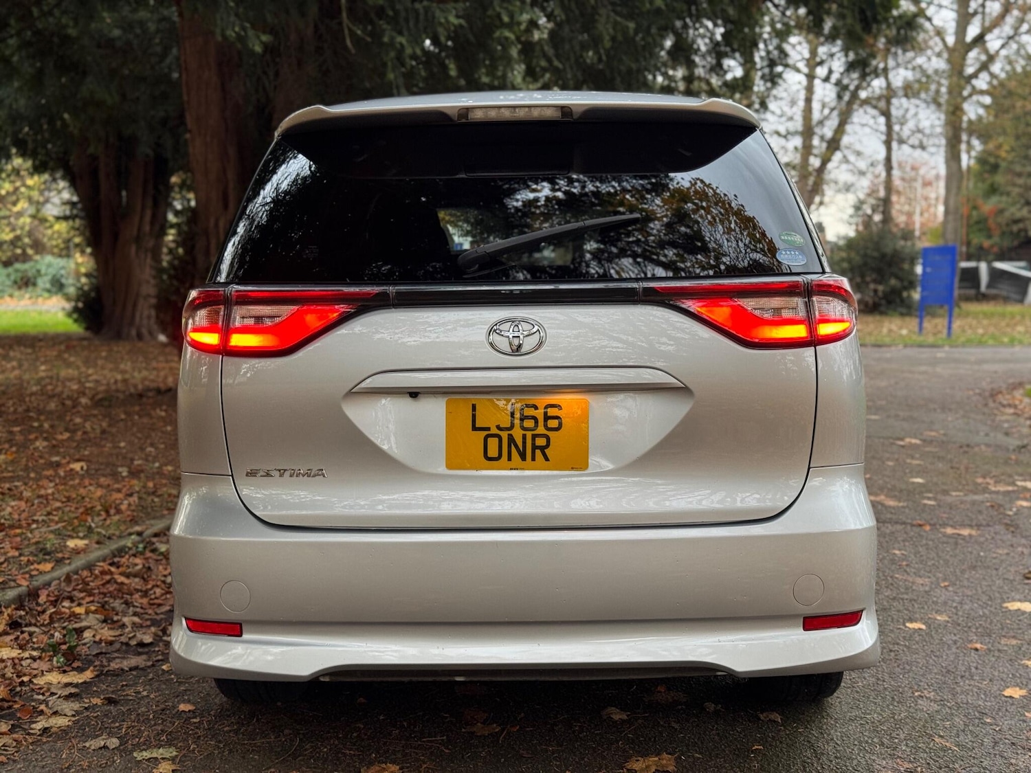 Used Toyota Estima for sale - 76550824: Photo 9