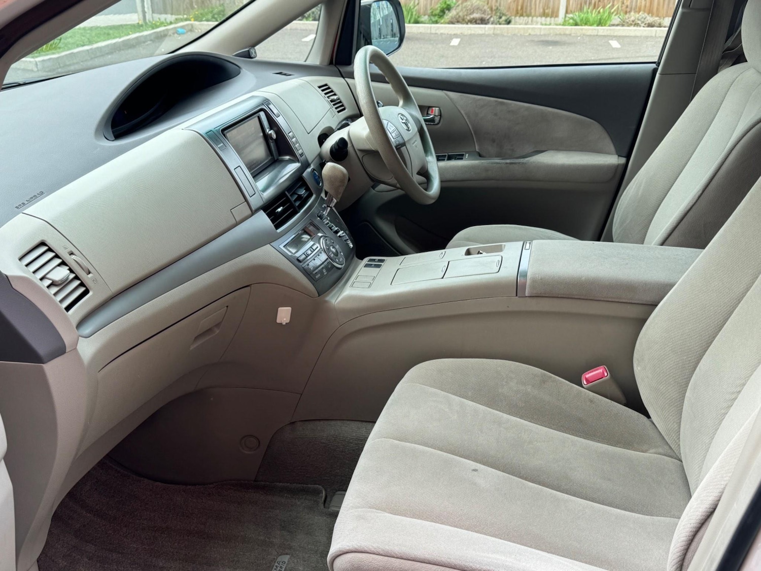 Used Toyota Estima for sale - 76476688: Photo 10