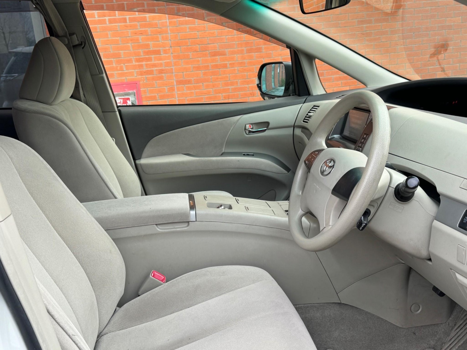 Used Toyota Estima for sale - 76476688: Photo 11