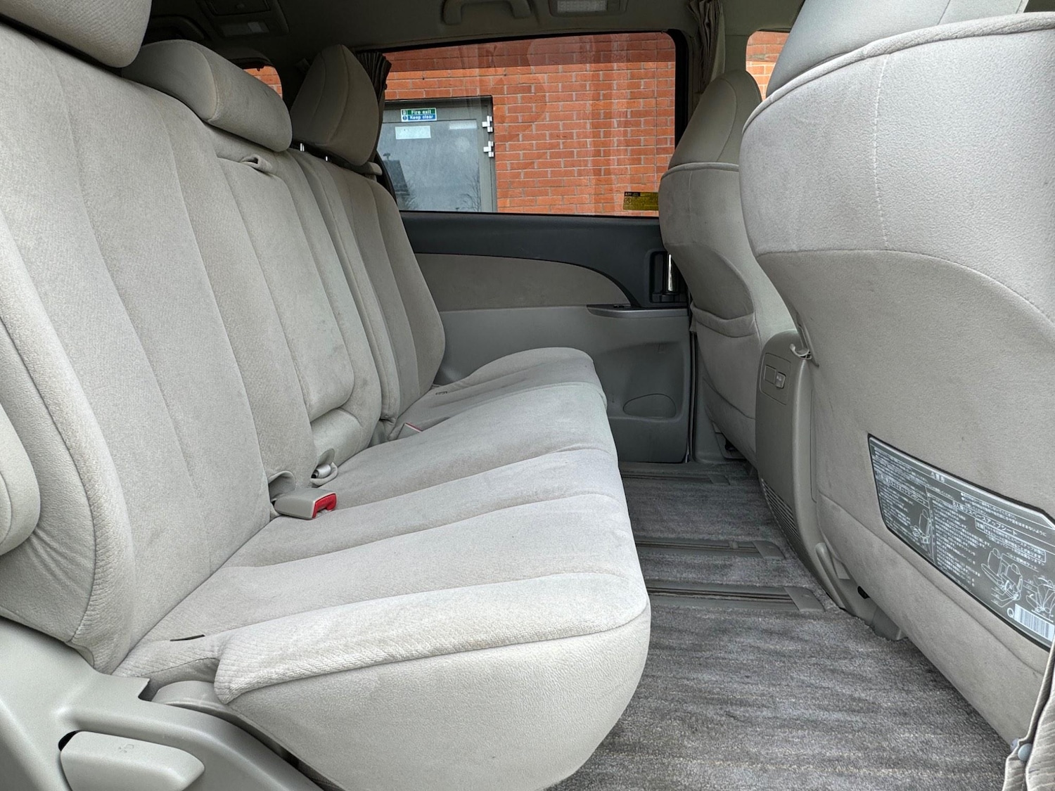 Used Toyota Estima for sale - 76476688: Photo 14