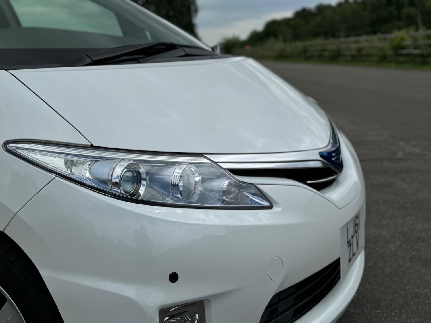 Used Toyota Estima for sale - 76476688: Photo 9