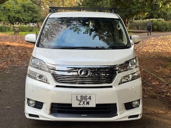 Used Toyota Vellfire 2025 for sale - 76702071: Photo