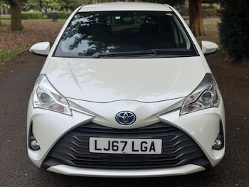 Used Toyota Vitz 2017 for sale - 76099192: Photo