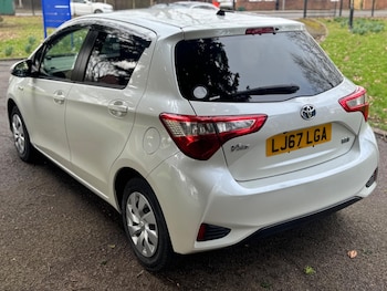 Used Toyota Vitz 2017 for sale - 76099192: Photo