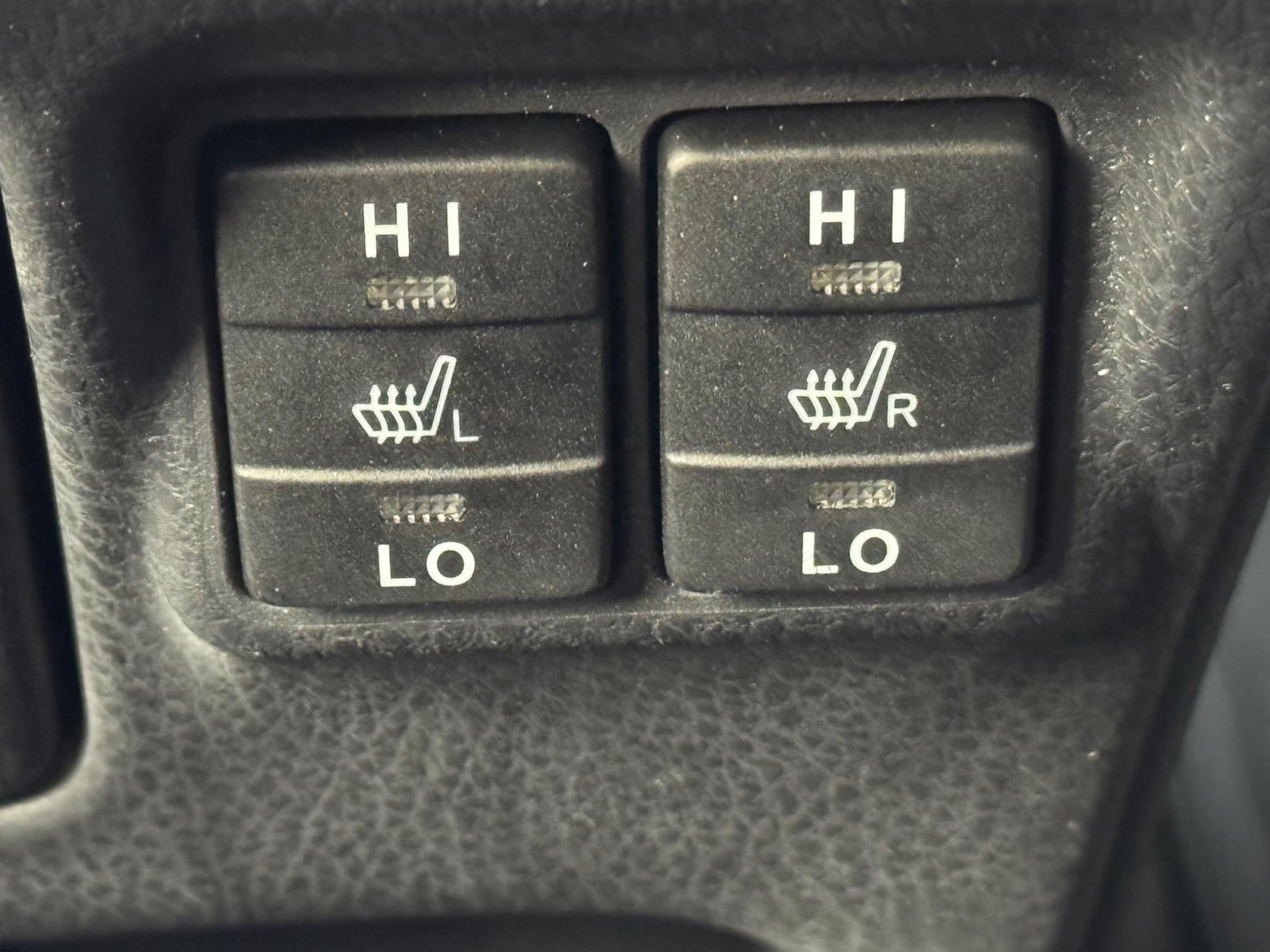 Used Toyota Voxy for sale - 77696837: Photo 26