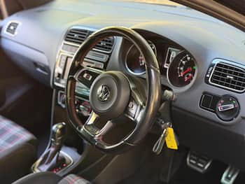 Used Volkswagen Polo 2016 for sale - 79750895: Photo