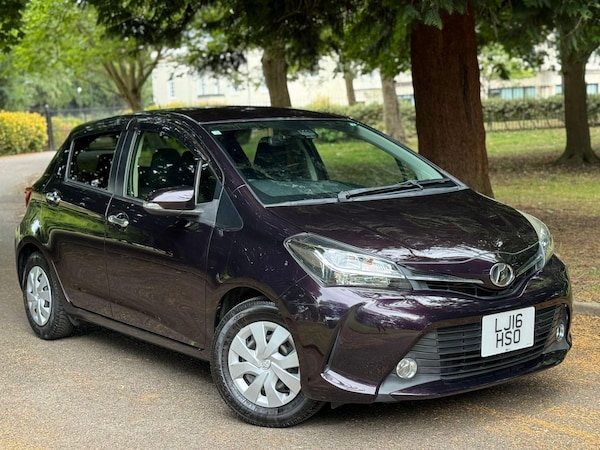 Used Toyota Vitz 2025 for sale - 75492396: Photo 1