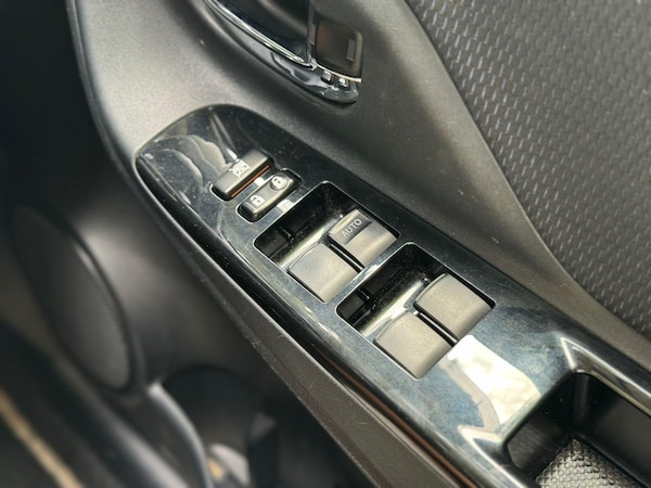 Used Toyota Vitz 2025 for sale - 75492396: Photo 20