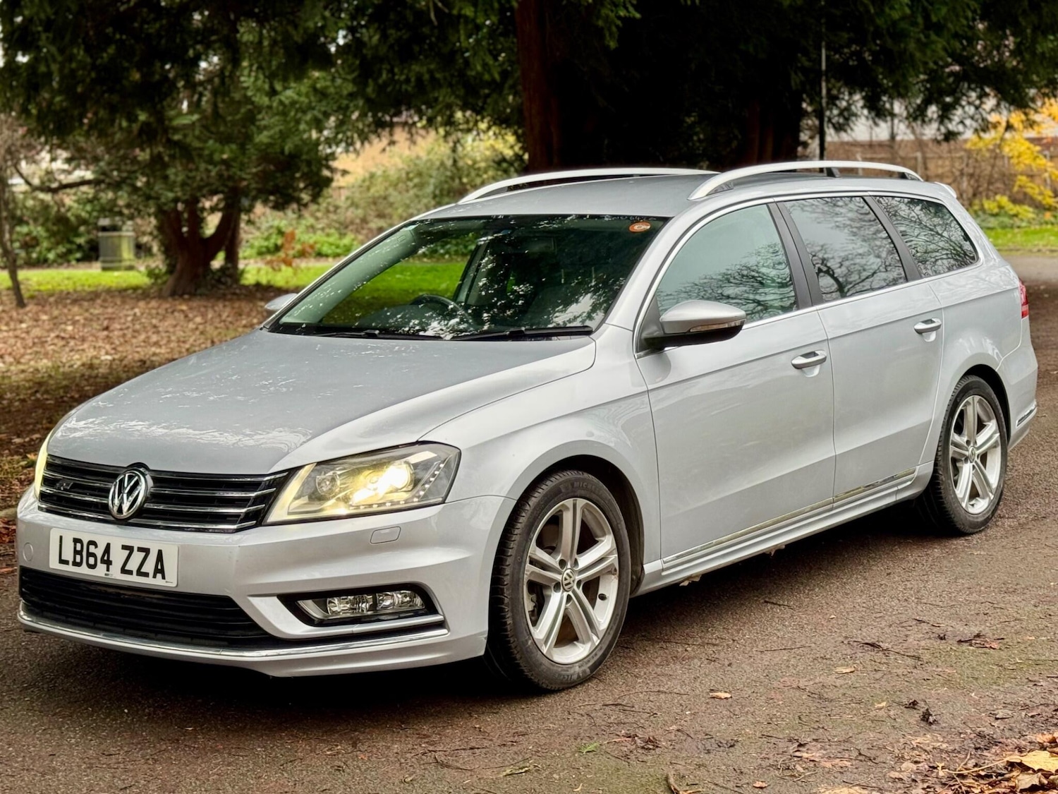 Used Volkswagen Passat for sale - 76965612: Photo 2