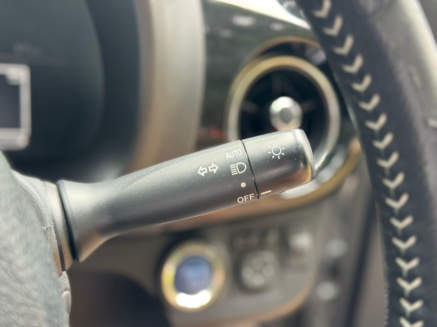 Used Toyota Yaris 2025 for sale - 76987630: Photo 20