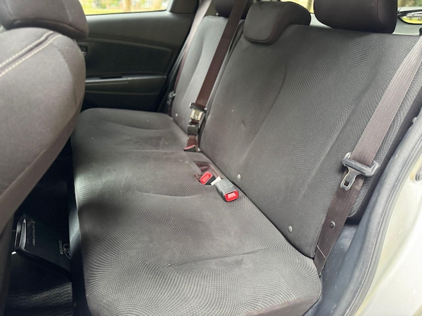 Used Toyota Yaris 2025 for sale - 75493224: Photo 13