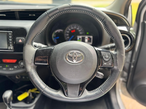 Used Toyota Yaris 2025 for sale - 75493224: Photo 14
