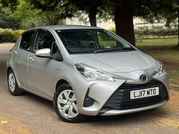 2025 (17) - 1.5 VVT-h Icon E-CVT Euro 6 (s/s) 5dr