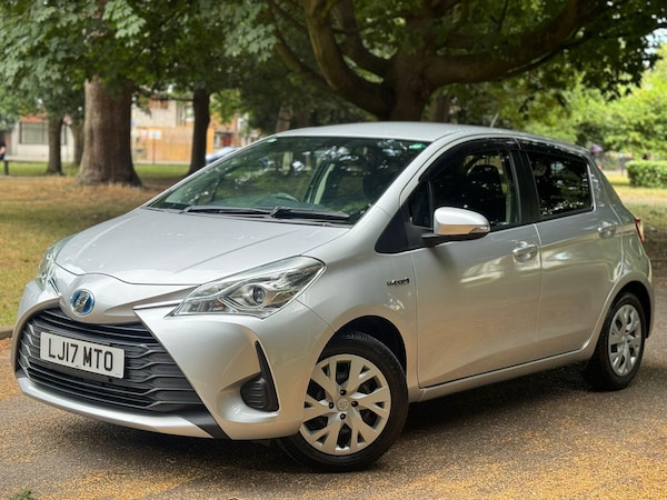 Used Toyota Yaris 2025 for sale - 75493224: Photo 4
