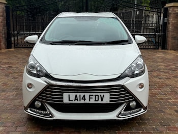 Used Toyota Aqua 2015 for sale - 76549685: Photo