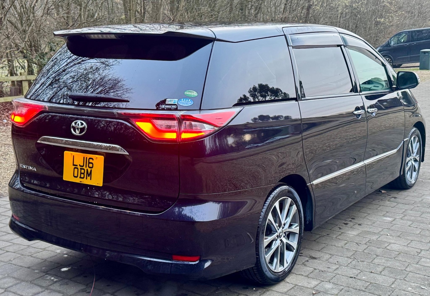 Used Toyota Estima for sale - 76549353: Photo 6