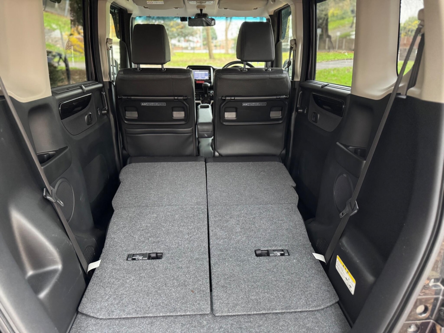 Used Honda N-Box 2025 for sale - 76850172: Photo 19